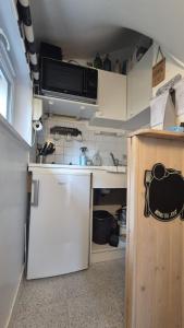 Appartements Type 2 hypercentre 100 m de la mer : photos des chambres