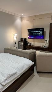 استديو بدخول ذاتي