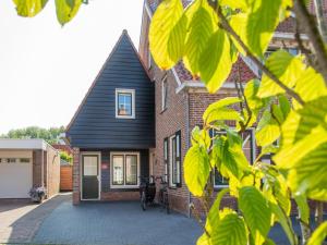 Holiday Home in Domburg near the Beach