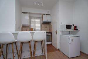 Keleti Train Station -Garay Square Apartment with balcony