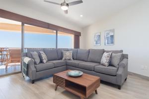 Wonderful Fully Renovated Ocean Front Condo