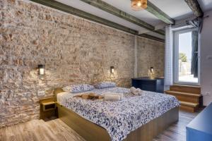 Villa Galant with Pool and Sauna - Happy Rentals