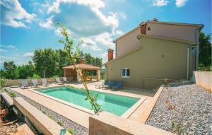 Gorgeous Home In Vizinada With Wi-Fi