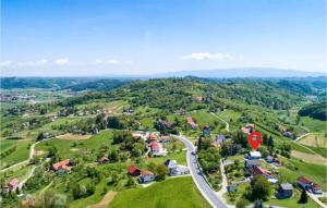 Amazing Home In Sveti Kriz 