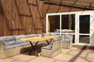 Vertikāles Austrumi