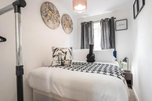 Beverley Central Quiet 3 bedroom Homey Private Parking Garden