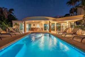 Villa Sol y Luna by Cabo Villas