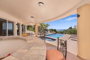 Villa Sol y Luna by Cabo Villas