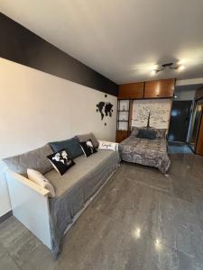 A&P Departamento zona Aldrey, muy luminoso