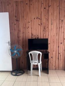 Casa simples e confortavel, próx ao centro de pelotas