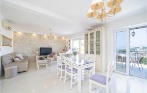 Amazing Home In Cavtat 