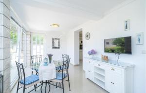 Amazing Home In Cavtat