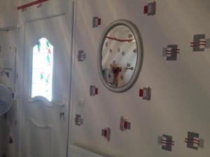 Charmant Gîte à Étain, Tout Inclus, Proche Verdun avec Terrasse et Parking - FR-1-585-3