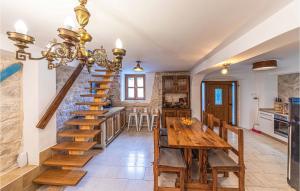Gorgeous Home In Okrug Gornji