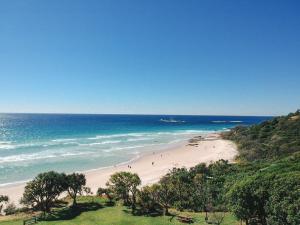 Acutterbove - Stradbroke Escape