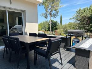 Villas Magnifique villa avec jacuzzi : photos des chambres