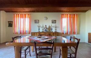 3 Bedroom Lovely Home In Montedinove