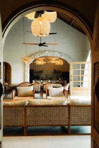 Casa Samudra - charming & spacious villa by the sea surrounded by nature