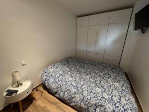 Appartements Charmant appartement renove au calme avec jardin, a 100m des commerces - FR-1-726-56 : photos des chambres