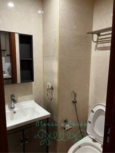 Megatower 4 Condotel with Balcony - City Center