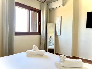 Skyline Stay - Lilacs Garden