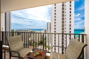 Tropical Escape, Ocean Views Condo with Parking