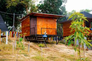 Mawun Valley Farmstays