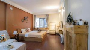 Nguyên căn 6 tầng 4 phòng ngủ khép kín thang máy