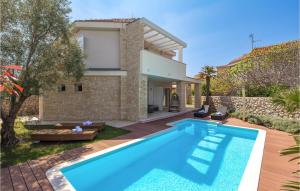 Lovely Home In Kolanjski Gajac With Wifi