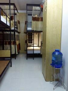 SHARE Hostel & Coffee