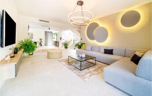 Amazing Home In Marina With Sauna 