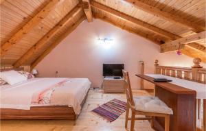 8 Bedroom Nice Home In Donja Jagodnja