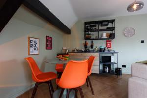 Chester Apartment with Nice Outdoor Views