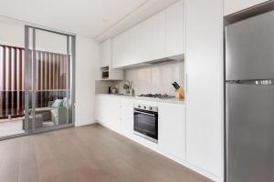 Azure Apartments Bondi by Urban Rest