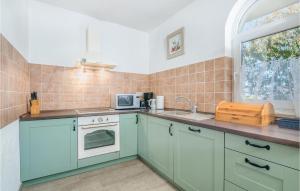 Holiday Home Barusici With Sea View 09