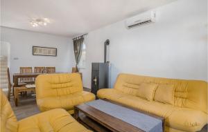 Holiday Home Barusici With Sea View 09