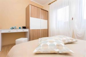 Apartment in Klimno - Insel Krk 12500