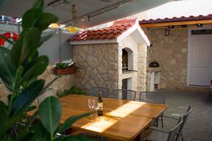 Apartment in Okrug Gornji with Two-Bedrooms 2