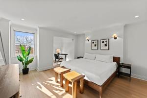 Stately DC Rowhome Spacious 7BR & 4BA #DCottage