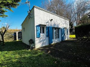 Maisons de vacances Maisonnette cosy pres de la plage pour 2 personnes - FR-1-709-88 : photos des chambres
