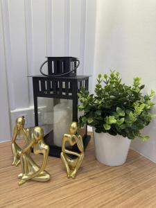 Antoneitte Staycation - Fame Residence T4
