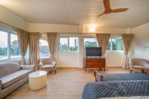 Madras Chronicle Bay Resort & Spa