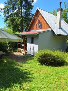 Chata v Jedovnicích u rybníka Olšovec