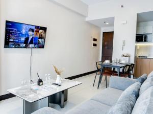 Modish One Bedroom in OPR