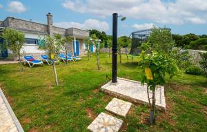 3 Bedroom Gorgeous Home In Peroj