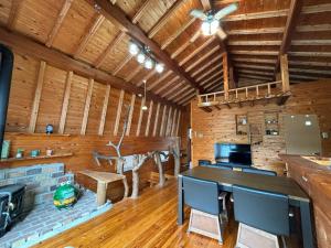 Log House Namioto -ログハウス波音-