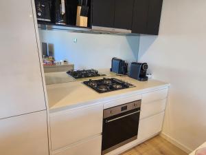 Modern Apartment Airport Area