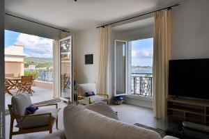 Vijoxel - Sur le port de Bandol