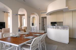 Vijoxel - Sur le port de Bandol