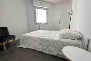 Appartements JOY - 3 min du port de Bandol : photos des chambres